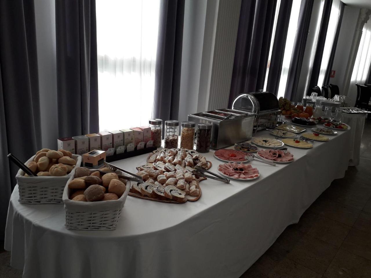 Hotel Transilvania Zalău Dış mekan fotoğraf